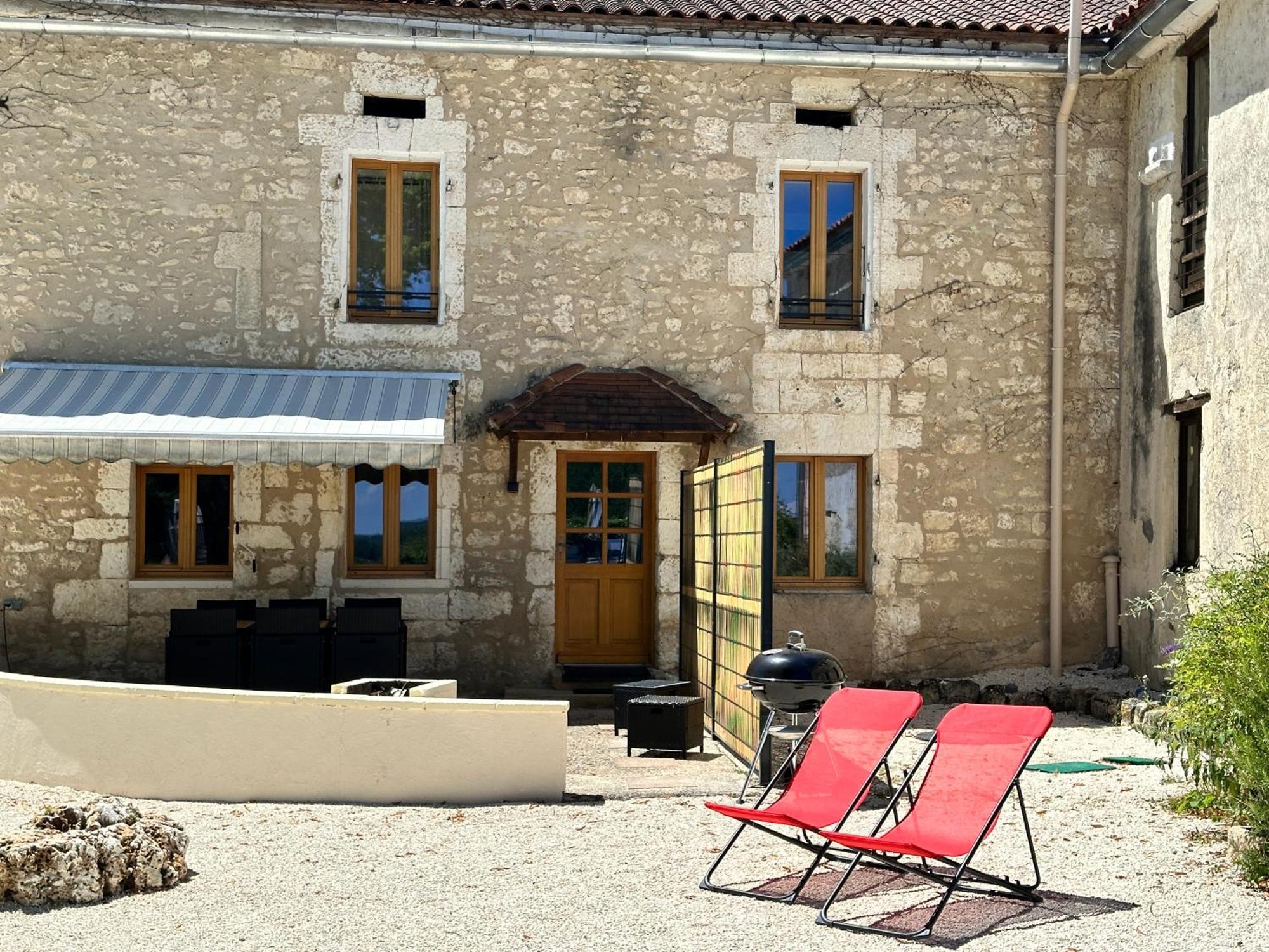 Saint-Just  Domaine De La Roche Chabrelle 빌라 외부 사진